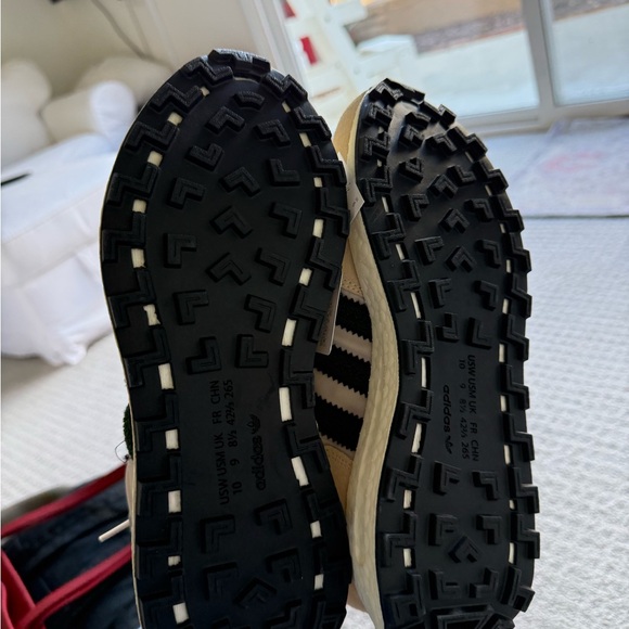 Adidas Retropy E5 in the "Aluminium Dark Green" - Picture 7 of 7